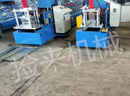 1025免浇筑楼承板设备