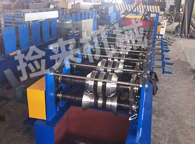 闭口楼承板设备