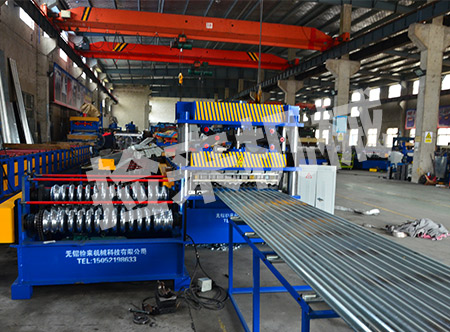 闭口楼承板设备